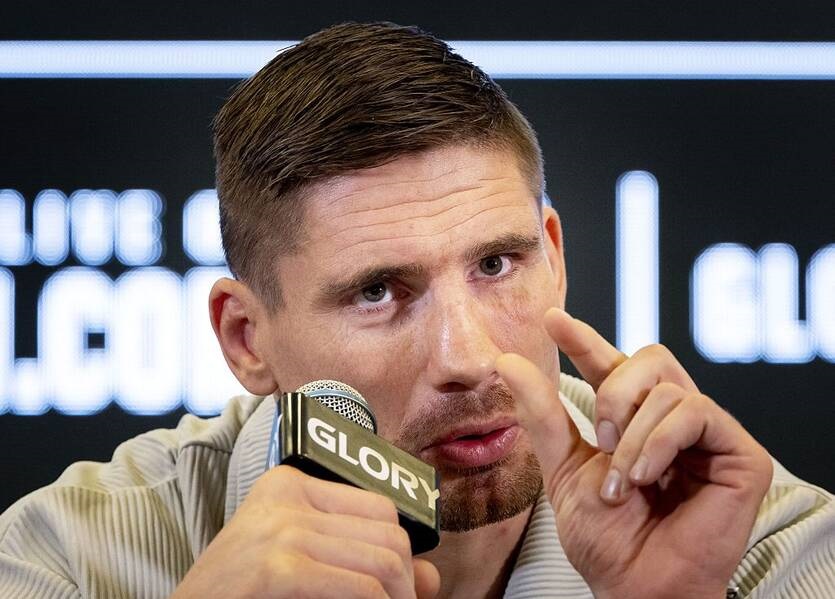 Верховен оцінює майбутній бій з Усиком як відповідний його успіхам