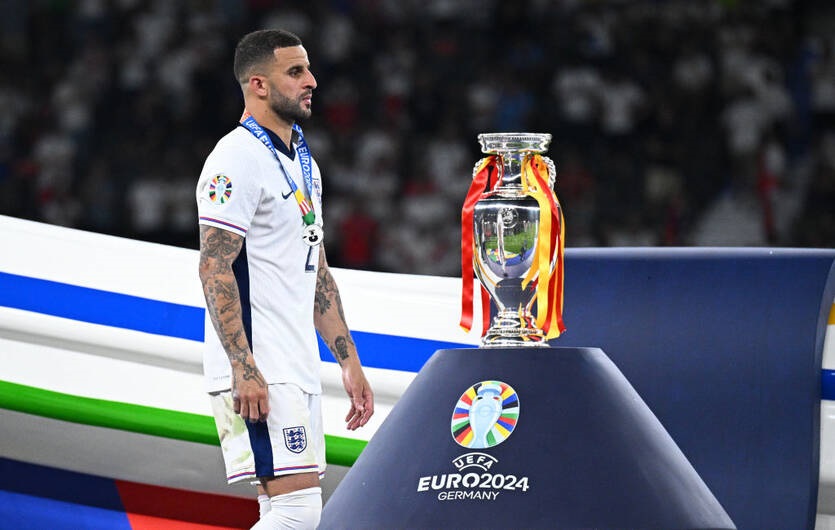 Відомий захисник завершив виступи за збірну Англії