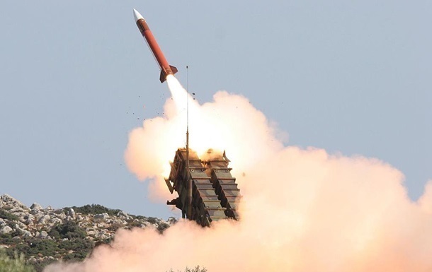 Зеленський припустив проблеми зі зброєю через Іран